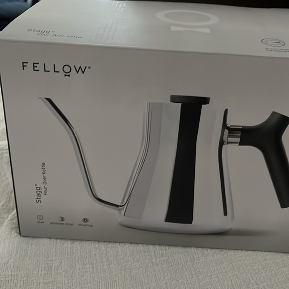 Fellow Stagg Pour-over kettle - Picture 3 of 4